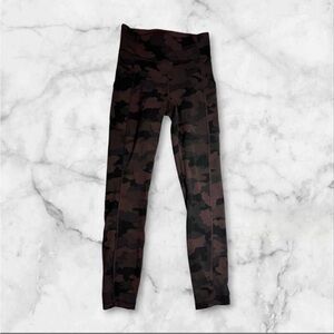 Lululemon Size 4 Fast & Free Camo 25"